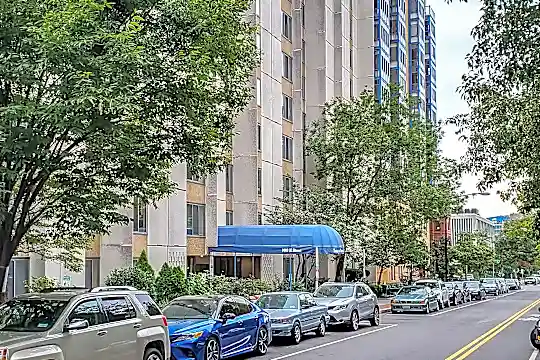 1440 N St NW Photo 2