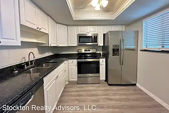 3400 S Beneva Rd Photo 2