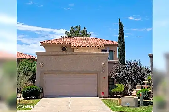 10500 E Vogel Ave Photo 1