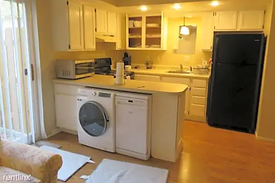 3603 Kenbrooke Ct Photo 2