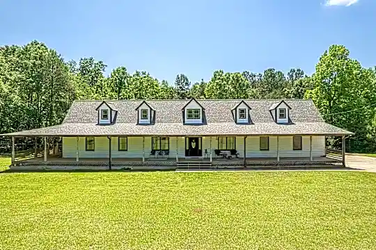 1174 Hurricane Grove Rd Photo 2