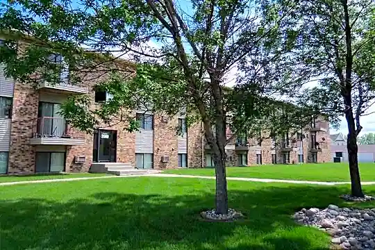 Candlelight Apartments Photo 2