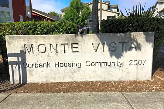 Monte Vista Apartments Photo 2