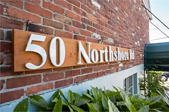 50 Northshore Cir Photo 1
