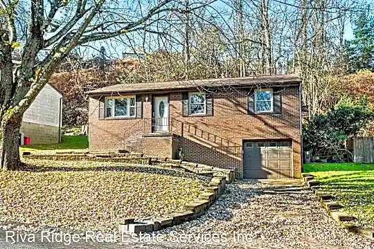 617 National Dr Photo 1