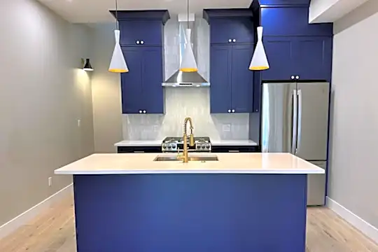 51 Crescent Ave Photo 2