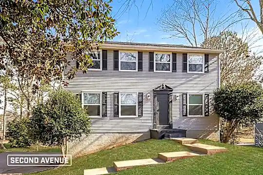 2554 Morgan Lake Dr NE Photo 1