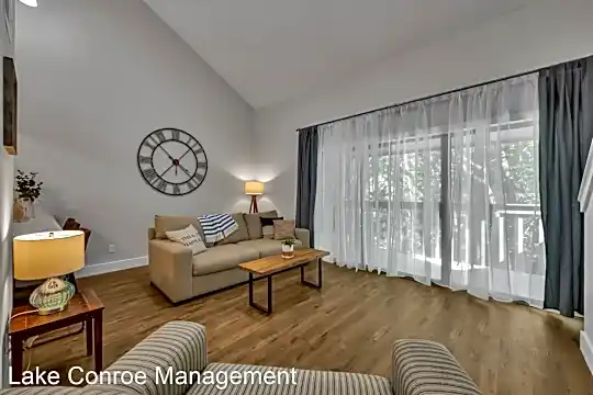 3900 Aspen Dr #C205 Photo 1