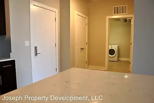 4175 North Oakland Avenue Photo 2