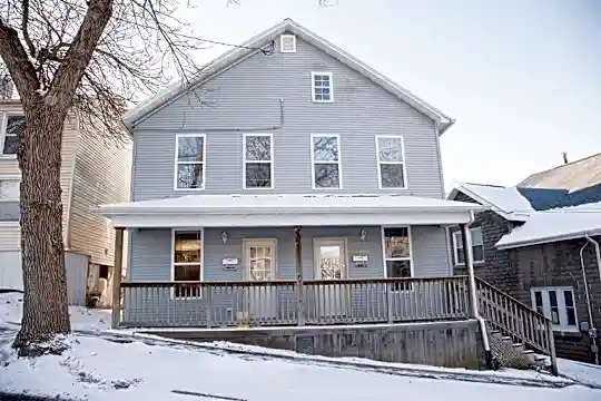835 Air Hill St Photo 1