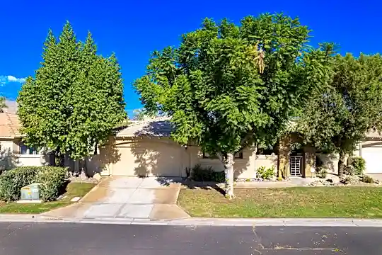 15 Florentina Dr Photo 1