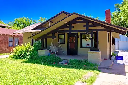 1524 NW 34th St Photo 1