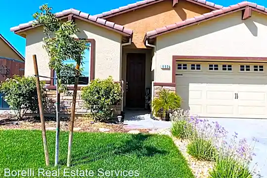 660 Amabile Dr Photo 1