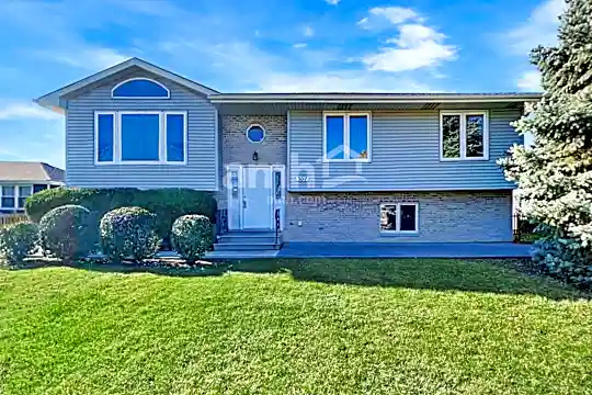 3017 Art Schultz Drive Photo 1