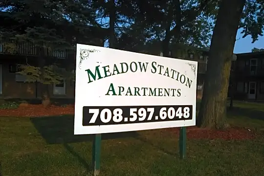 Meadow Station Apartments Photo 2