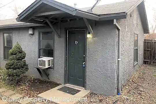323 Chestnut Ave Photo 1