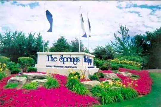 The Springs Photo 1