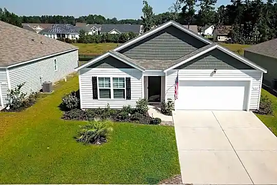 183 Pine Forest Dr Photo 2