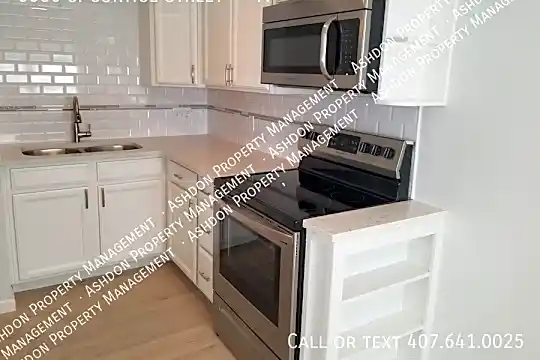 5580 S. Curtice Street - - A Photo 1