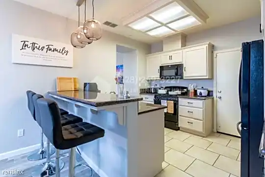 7416 Tisdale Way Photo 2