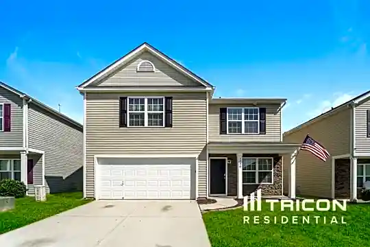 1790 Eastway Drive Photo 1