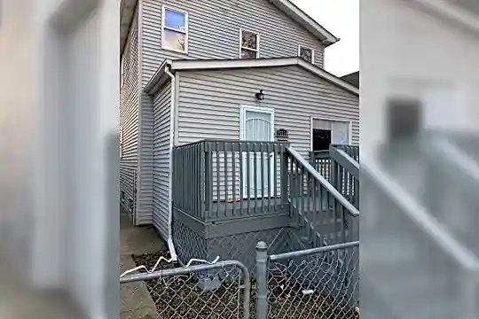 10116 S Yale Ave Photo 1