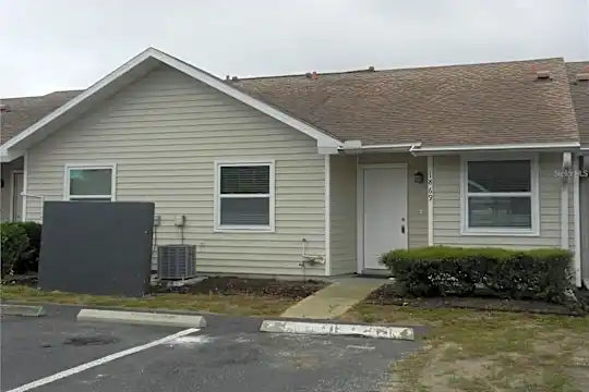 1869 10th Ct Photo 1