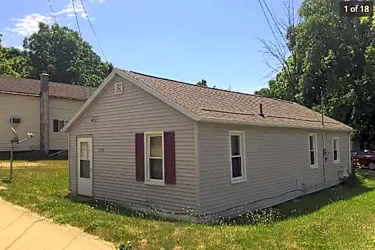 1707 Lake Lansing Rd Photo 1