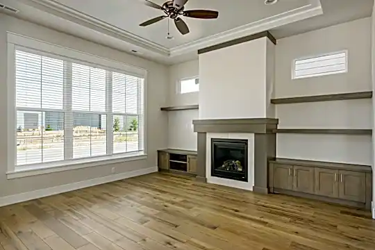 3331 E Kalinga Ln Photo 2