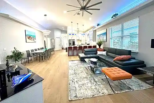 NAPLES PARK 23 LIVING ROOM.jpg