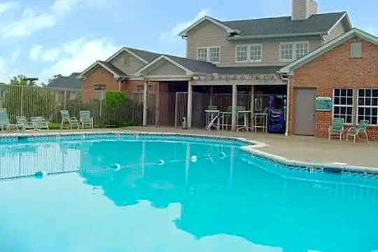 Fieldstone Photo 1