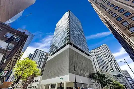 550 N St Clair St #2601 Photo 1