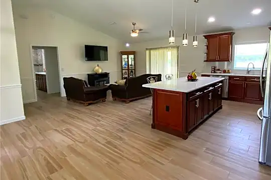 5331 SW 121st Terrace Photo 2
