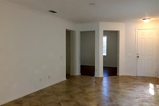 13136 Oulton Circle Photo 2