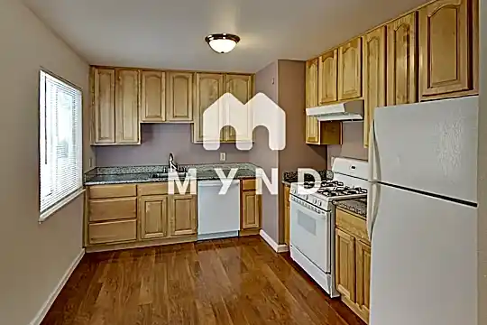 592 59Th Street Apt 4 Photo 1