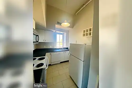 4313 Main St #4D Photo 1