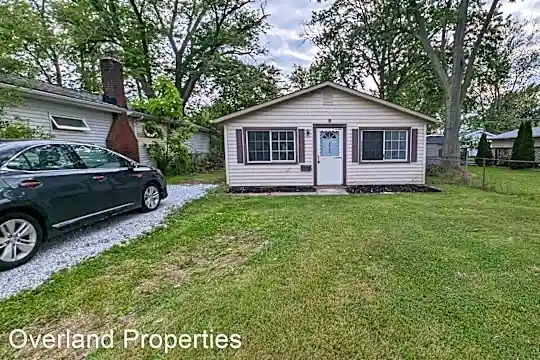 6068 Tall Oaks Dr Photo 1