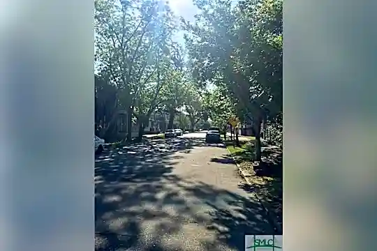 street.jpg