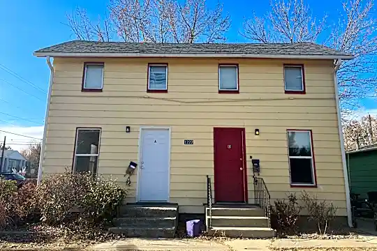1227 S Michigan Ave Photo 1