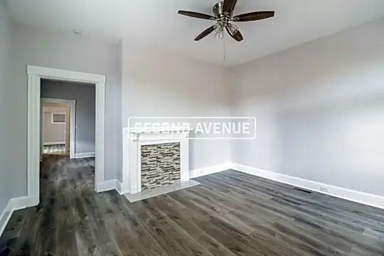 1937 Fairmount Ave Photo 2