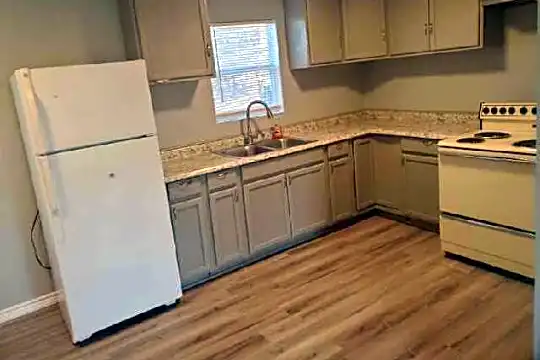 509 Elm Photo 2