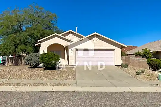 1265 N Amberbrooke Avenue Photo 1