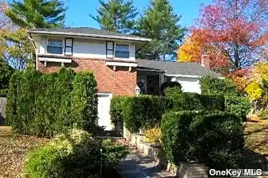 49 Audrey Rd Photo 2