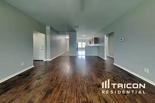 5008 Asia Lane Photo 2
