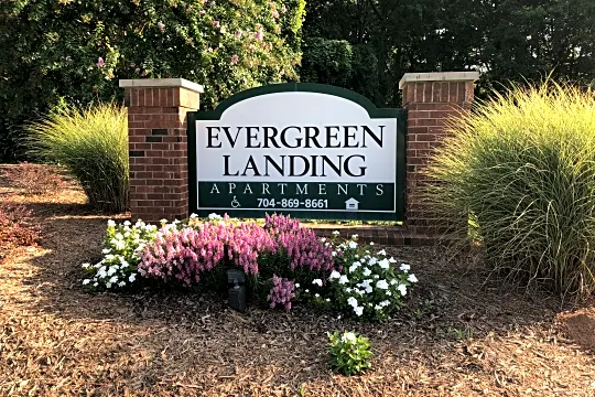 Evergreen Landing Apartments Photo 2