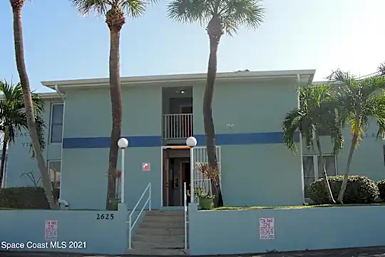 2625 S Atlantic Ave #6 Photo 2