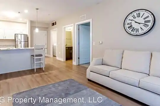 Gateway Crossings Apartments & Townhomes - NOW LEASING! Photo 1