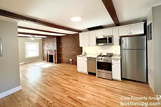 6 Moon St Photo 2