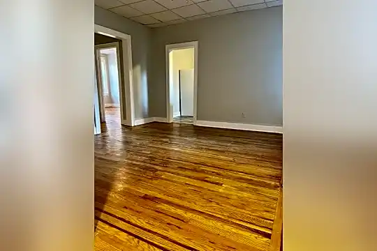 5 Kelly Pkwy #404 Photo 1