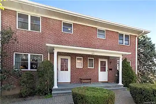 1123 Jensen Ave Photo 1